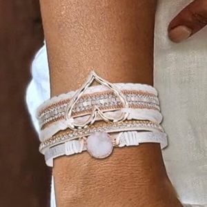 NWOT Boho Leather Wrap Bracelets for Women Cute Stackable Heart Bangle